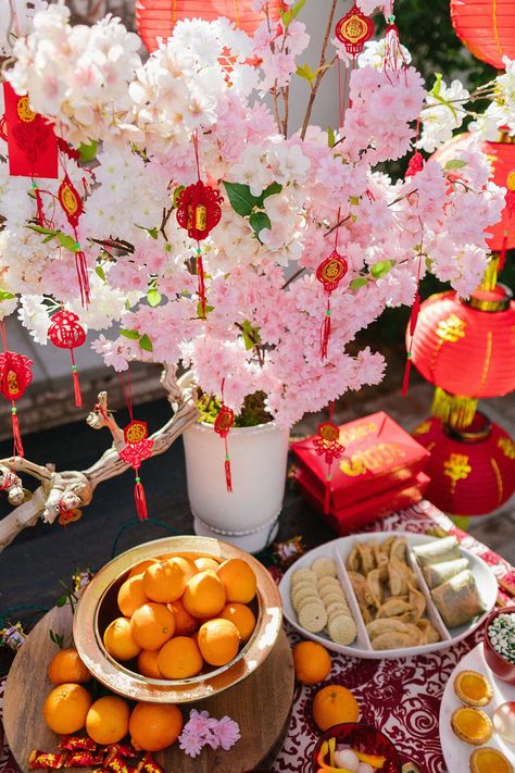 Lunar New Year Tablescape with Pottery Barn: Year of the Dragon - Diana Elizabeth Steffen Lunar New Year Tablescape, Lunar New Year Table Setting, New Year Tablescape, Lunar New Year Decoration, Lunar New Year Party, New Years Dinner Party, Lunar New Year Celebration, Chinese Party, Chinese New Year Party