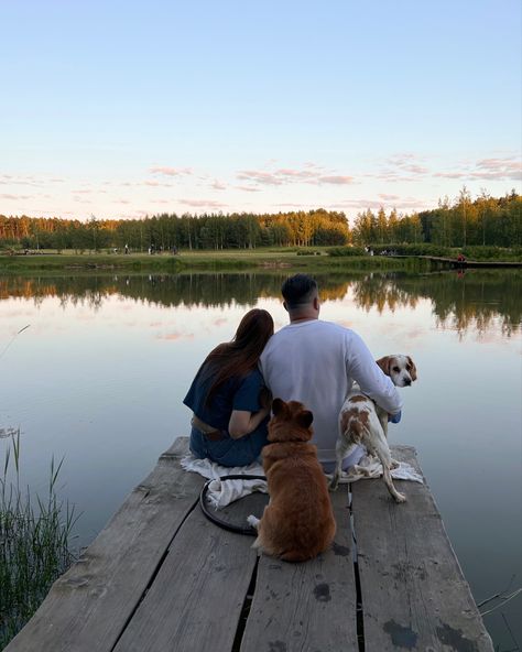 Ocean Family Aesthetic, Cabin Family Aesthetic, Slow Life Aesthetic Family, Wholesome Life Aesthetic, Family Traditions Aesthetic, Ranch Family Aesthetic, Wholesome Family Aesthetic, Future Goals Aesthetic, Cute Lifestyle Aesthetic