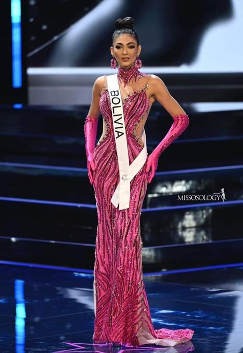 Miss Universe Gowns, Miss Universe 2023, Pageant Evening Gowns, Beauty Pageant Dresses, Pageant Gown, Miss Usa, December 26, Old Dresses, Pageant Gowns