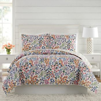 Vera Bradley Petite Floral Quilt or Sham Vera Bradley Bedding, Bed Quilts, Living Colors, Floral Quilt, Traditional Quilts, Quilted Coverlet, Bed Sets, Twin Quilt, Blue Quilts