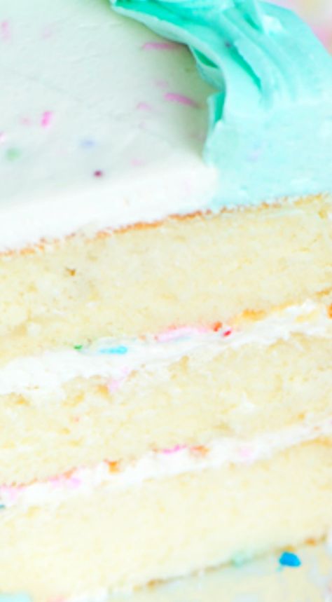 Best Buttermilk Birthday Cake ~ 3 layers of super-moist, vanilla buttermilk cake filled with fluffy white frosting and sprinkles. Birthday Cake 3 Layers, Vanilla Birthday Cake Recipe, Fluffy White Frosting, Moist Vanilla Cake, White Birthday Cakes, Vanilla Birthday Cake, Buttermilk Cake, White Cake Recipe, White Frosting