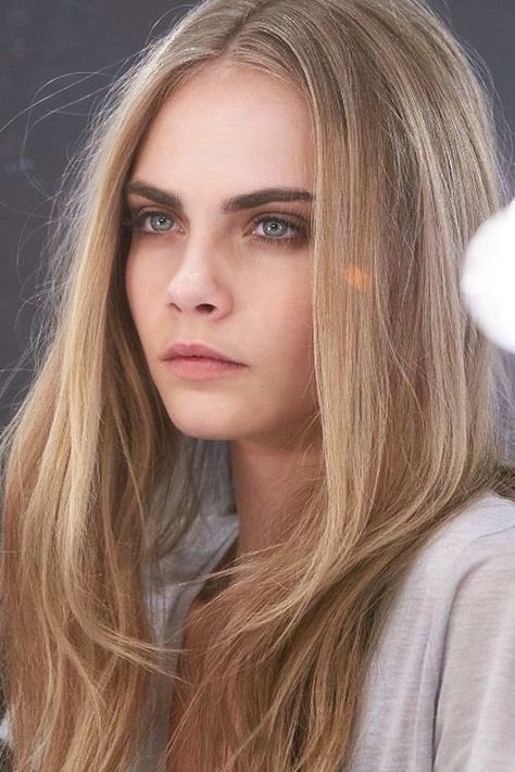 Long Eyebrows, Neutral Blonde, Haute Hair, Cara Delevingne, Hair Envy, Trendy Hairstyles, Beauty Inspiration, Hair Goals, Look Fashion