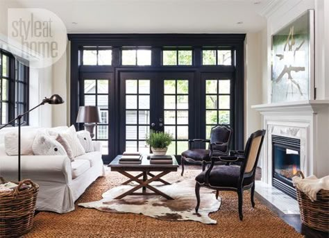 12 Reasons To Paint Your Window Frames Black — Blue Door Living Black Window Panes, Black Window Trims, Interior Window Trim, Black Window Frames, Black Interior Doors, Window Panes, Black Window, Interior Windows, Black Door