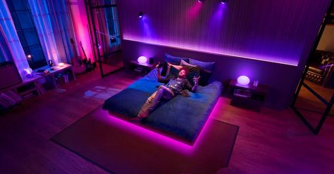 Phillips Hue Lighting, Phillips Hue, Philips Hue Lights, Hue Lights, Three Way Switch, Music Visualization, Hue Color, Smart Lights, Smart Bulbs