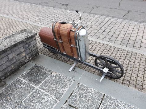 Steampunk Motorcycle, Homemade Motorcycle, Biking Diy, Cargo Bike, Sepeda Motor, Bike Wheel, Motorcycle Style, Motorcycle Design, Electric Motorcycle