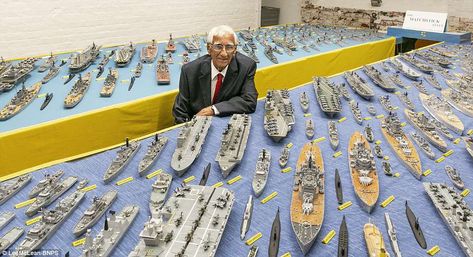 Master modeller Philip Warren has spent 70 years building an incredible fleet of 484 warships and he says he is not ready to sail into the sunset Water Diorama, Model Warships, Royal Navy Ships, Gundam Wallpapers, Air Fighter, Military Modelling, Military Diorama, Hobby Room, Navy Ships