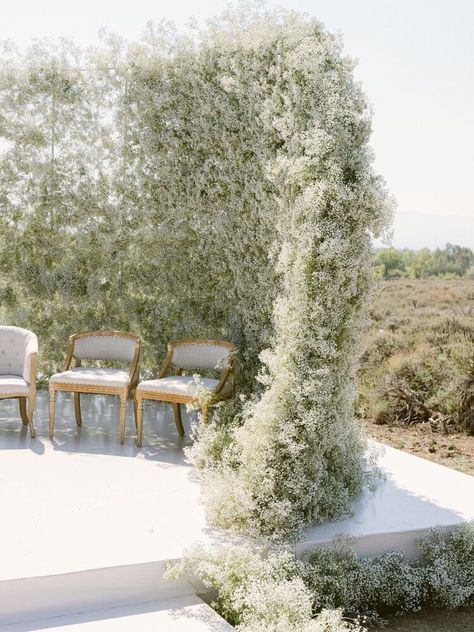 Sapna & Ari celebrated their love with the help of Diwan by Design at Brush Creek Ranch in Wyoming. The bride made her way down the baby's breath lined aisle to the mandap. The mandap, a temporary structure by Jacob Wolf was adorned with delicate baby’s breath and KT Merry captured all moments of the day. Gipsophyla Wedding, Wedding Ceremony Floral Arrangements, Jacob Wolf, Sarah Winward, Dream Wedding Decorations, Event Planning Business, Wedding Decor Elegant, Wedding Stage, Wedding Mood Board