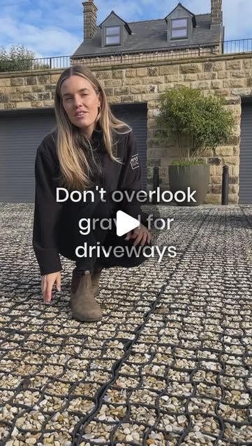 Bestall & Co Landscape Design on Instagram: "Gravel doesn't have to mean messy! Using a recycled gravel grid system keeps your drive tidy, cost-effective, and low-maintenance. A sustainable choice that's both functional and stylish.

#DrivewayDesign #GravelSolutions #SustainableLandscaping #CostEffectiveDesign #LowMaintenance #GardenStyle #EcoFriendlyDriveway #Hardscapeldeas #GardenPlanning" Gravel Driveway Extension Ideas, Gravel Driveway Ideas Cheap, Sloped Driveway Solutions, Driveway Drainage Solutions, Asphalt Driveway Ideas, Gravel Parking Pad, Gravel Backyard Ideas, Gravel Driveway Ideas, Gravel Driveway Edging