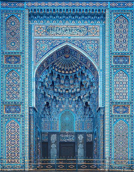 Islamic Mosaic, Persian Architecture, Mughal Architecture, Mosque Art, Mosque Architecture, Ancient Architecture, Islamic Architecture, Beautiful Architecture, Beautiful Buildings