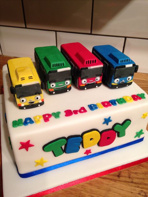 Tayo the little bus cake Bus Cake Design, Tayo The Little Bus Birthday Party Ideas, Tayo Cake Ideas, Tayo The Little Bus Birthday Cake, Bus Cake Ideas, Tayo Cake, Bus Cake, Baby Boy Birthday Cake, Cake Blog