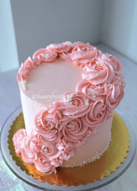 Double Layer Cake Design, Pink Rosette Cake, 50th Birthday Cake For Women, Pink Rose Cake, 15th Birthday Cakes, 40th Cake, Sweet 16 Birthday Cake, Rosette Cake, Birthday Cake With Flowers