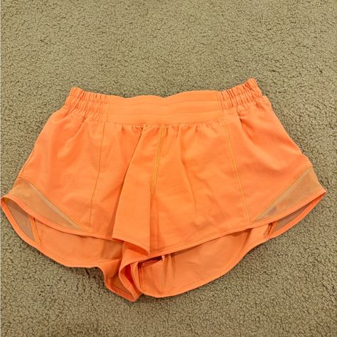 Size 6 - Never Worn Perfect Condition Lululemon Shorts Orange, Preppy Bottoms, Orange Lululemon Shorts, Lululemon Clothes, Cute Lululemon Outfits, Fitness Fashion Active Wear, Lululemon Outfit, Lulu Lemon Shorts, Lulu Shorts