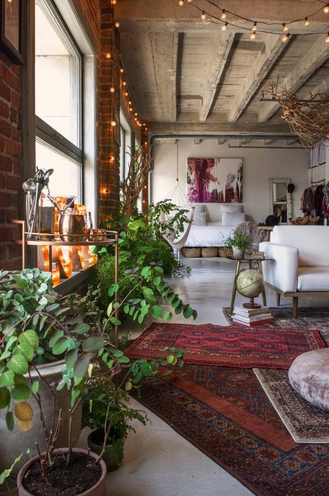 Small book-filled loft in downtown Los Angeles offers a magical aesthetic Loft Apartment Decorating, Rustic Loft, Downtown Lofts, Library Room, Loft Interiors, Loft Decor, Loft Living, Loft Design, Loft Apartment