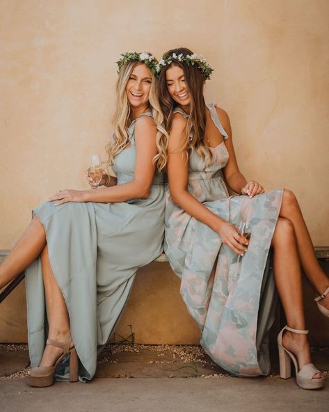 Mumu Weddings on Instagram: “Silver Sage + Sage I do make for the perfect combo!! 🤍💫🌿” Mixed Bridesmaid Dresses, Latest Bridesmaid Dresses, How Many Bridesmaids, Mumu Wedding, Silver Sage, Boho Style Wedding, Girls Together, Dress Silver, California Style