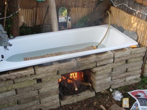 Outdoor Bathtub Ideas, Cold Tub, Sauna Shower, Outdoor Hot Tub, Diy Hot Tub, Outdoor Bathtub, Outdoor Bathroom Design, Outdoor Tub, Outdoor Baths