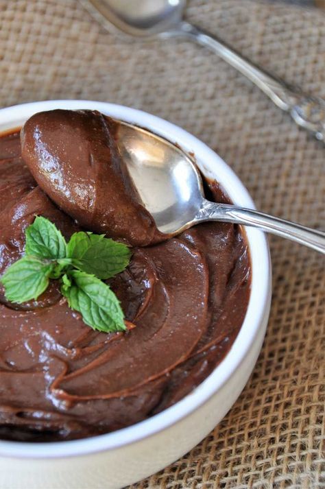 Silky smooth raw chocolate pudding made with cashews. Only four ingredients and much healthier than dairy pudding.