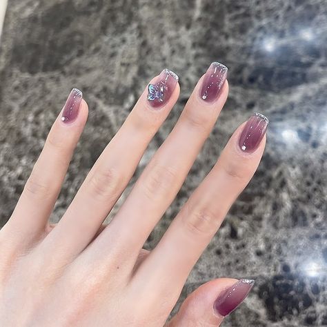 Nail Short, Square Press On Nails, Butterfly Purple, Minimal Nails Art, Gel Toe Nails, Gel Nail Strips, Stripped Nails, Minimal Nails, Blush Nails