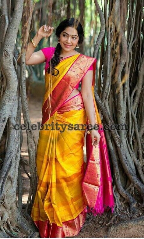 Ramya Subramaniyan Yellow Silk Saree Classy Sarees, Saree Colors, Kanjivaram Sarees Silk, Indian Silk Sarees, Silk Saree Blouse Designs, Yellow Saree, Wedding Silk Saree, Wedding Sarees, Bridal Silk Saree