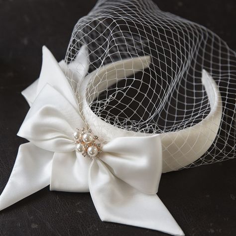 White Bridal Headbandbridal Headband With Pearl and - Etsy UK Bridal Headband With Veil, Bridal Headband Veil, Veil For Wedding, Headband With Veil, Bridal Hairband, Headband Veil, Casual Bride, Short Bride, Mesh Headband