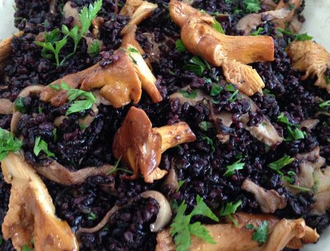 Black Fried Rice, Garlic Scallops Recipe, Black Rice Recipe, Mushroom Wild Rice, Shiitake Mushrooms Recipes, Italian Pizza Dough Recipe, Wild Mushroom Recipes, Wild Rice Recipes, Scallops Recipe