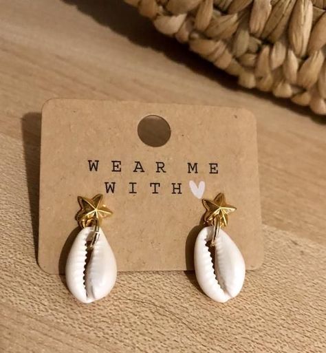 Cowrie Shell Earrings, Cowrie Shell Jewelry, Diy Earrings Easy, Surf Jewelry, Antique Jewellery Designs, Seashell Jewelry, Handmade Fashion Jewelry, Earrings Inspiration, Fancy Jewellery