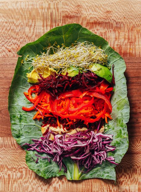 Collard Wrap Recipes, Raw Salads, Collard Wraps, Fall Yummies, Collard Green Wraps, Raw Salad, Cabbage Wraps, Healthiest Food, Veggie Ideas