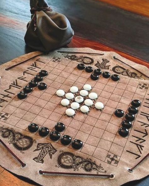 Viking Chess, History Games, Medieval Games, Handmade Games, Vikings Game, Wooden Board Games, Pagan Crafts, Wooden Games, Groomsman Gift