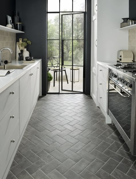 Kitchen floor tiles by Topps Tiles Dapur Skandinavia, Kitchen Floor Tile Patterns, Kitchen Floor Tile Design, Small Kitchen Tiles, Kitchen Floor Ideas, Small Kitchen Decoration, Kitchen Flooring Ideas, Kitchen Diy Ideas, Kitchen Floor Tiles Ideas