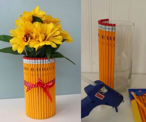 Teacher Appreciation Crafts, Teacher Appreciation Diy, Homemade Teacher Gifts, Pencil Vase, Easy Teacher Gifts, Teachers Appreciation Week Gifts, Appreciation Gifts Diy, Teacher Appreciation Gifts Diy, Teacher Craft