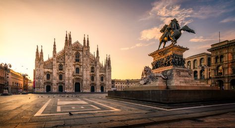 Piazza-del-Duomo-Milano-Italy-sunrise Piazza-del-Duomo-Milano-Italy-sunrise Duomo Milan, Piazza Del Duomo, Milan Cathedral, Hdr Photos, Florence Welch, Milan Design Week, Northern Italy, Bergamo, Milan Italy