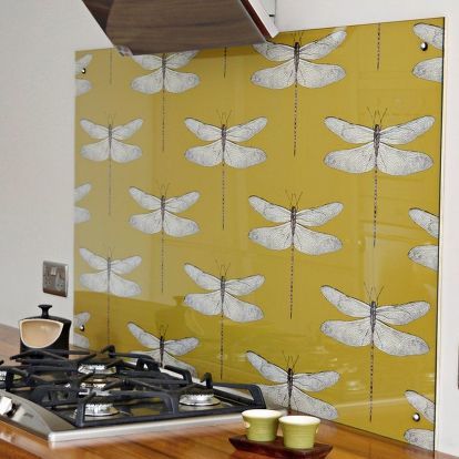 This inexpensive kitchen makeover will totally change your kitchen Wallpaper Backsplash Kitchen, Diamond Backsplash, Diy Concrete Counter, Faux Brick Backsplash, Faux Brick Panels, Black Backsplash, Best Hacks, Kitchen Design Diy, Kitchen Diy Makeover