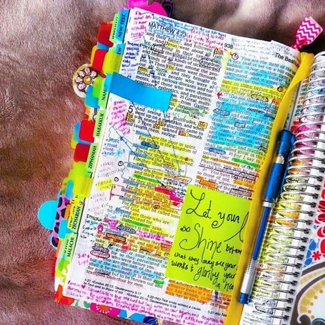 Bible Marking, Bible Study Tips, Inspire Bible Journaling, Bible Study Notebook, Study Journal, Bible Time, Bible Study Tools, Bible Study Journal, Bible Notes