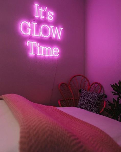 Esthetician Decor neon sign Neon Studio, Set Room, Dream Salon, Esthetician Room, Neon Quotes, Commercial Signs, Neon Lamp, Salon Suites, Tanning Salon