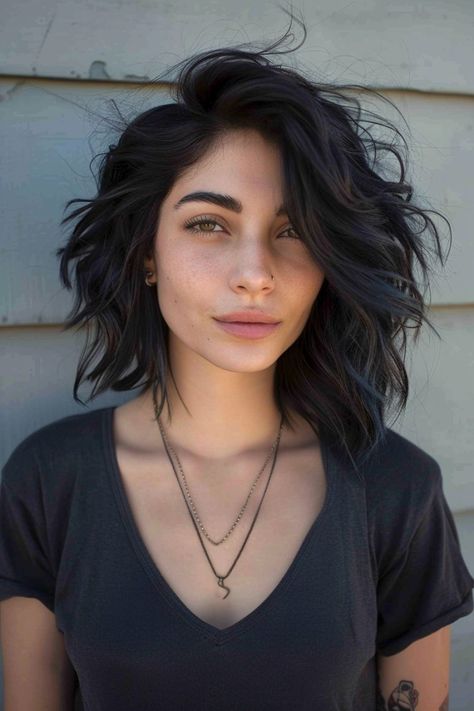 A Line Wavy Bob, Naturally Wavy Bob Haircut, Edgy Lob Haircut, Wavy Hair Cuts Medium Length, Goth Bob Haircut, Short Black Hair With Layers, Bob Hairstyles Wavy Hair, Wavy Bob With Curtain Bangs, Shoulder Length Wavy Haircuts