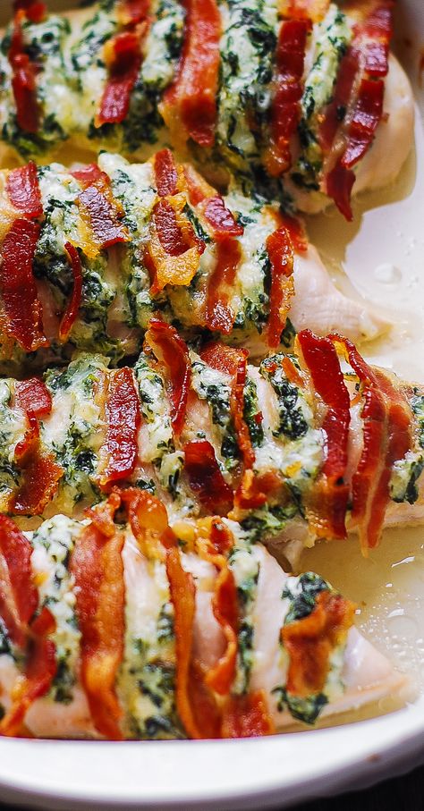 Hasselback Chicken with Bacon and Spinach Chicken With Bacon, Chicken With Spinach, Spinach And Bacon, Spinach Parmesan, Cream Cheese Spinach, Hasselback Chicken, Whole30 Diet, Yummy Chicken, Chicken Stuffed