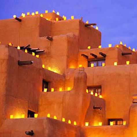 Luminarias (Farolitos) - Traditional Electric Bags of Light - The ultimate in Southwest holiday decorating. Casts a warm and welcoming glow. Places To Go For Christmas, Desert Christmas, Mexican Life, Santa Claus House, Best Christmas Light Displays, Christmas In America, Beautiful Mexico, Park City Mountain, Holiday Lights Display