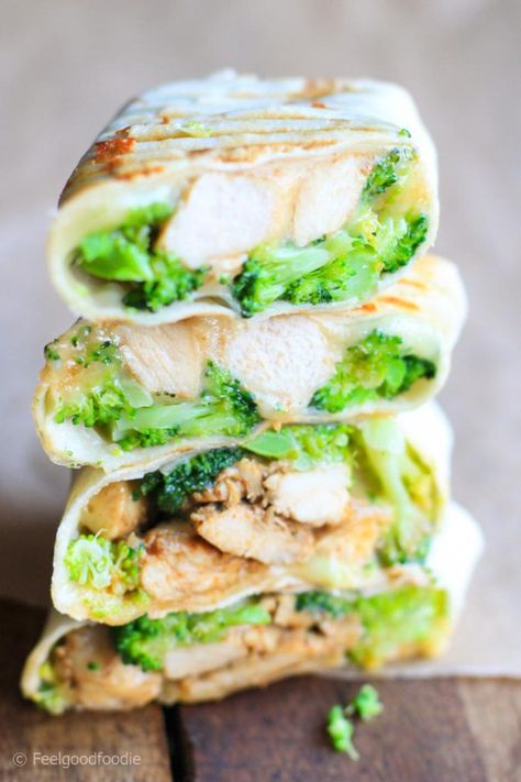 Cheesy Chicken and Broccoli Wraps: These Cheesy Chicken and Broccoli Wraps are da bomb! They're super easy to prepare, only need a few ingredients and are certainly a family favorite! Grilled Chicken Broccoli, Cheesy Chicken And Broccoli, Cheesy Chicken Broccoli, Chicken Wrap, Chicken And Broccoli, Cheesy Chicken, Chicken Broccoli, Sandwiches Wraps, Quesadillas