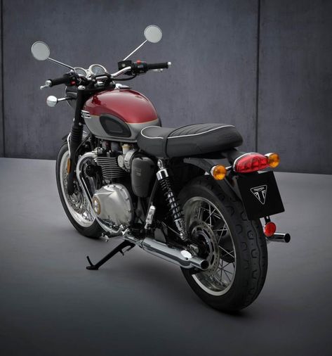 New Triumph BONNEVILLE T120 motorcycle for sale in Taunton, Somerset | Total Triumph Motorcycle Icon, Triumph Moto, Triumph Bonneville T120, Taunton Somerset, British Motorcycles, Aluminum Rims, Triumph Bonneville, Sports Bikes Motorcycles, New Motorcycles