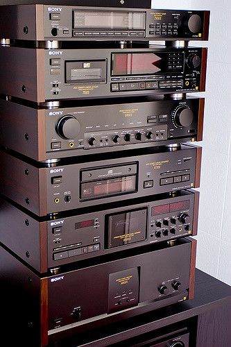 Explore mastercontrolmedia's photos on Flickr. mastercontrolmedia has uploaded 406 photos to Flickr. Stereo Equipment, Sony Electronics, Hi Fi System, Stereo Systems, Audio Room, Audio Design, Music System, Stereo System, Audio Sound