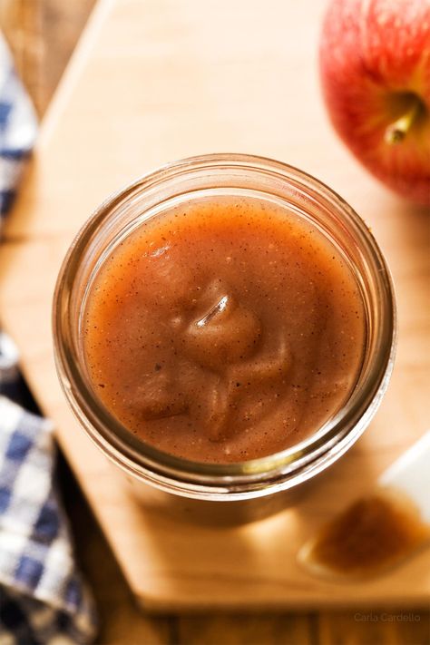 Crockpot Apple Butter (Small Batch) - Homemade In The Kitchen Crockpot Apple Butter Recipe Slow Cooker, Apple Butter Small Batch, Small Batch Apple Butter, Crockpot Apple Butter, Small Crock Pot, Savory Apple Recipes, Recipe Using Apples, Crockpot Apple, Apple Butter Crock Pot