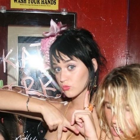 2000s - 2010s ☆ | katy perry & ke$ha partying in 2007 ☆   @katyperry  @kesha   #katyperry  #kesha  #katyperryfans  #2000s  #y2kcore  #2000snostalgia... | Instagram 2010s Pop Music Aesthetic, 2010s Instagram, Kesha 2000s, Katy Perry 2000s, Kesha Core, Katy Perry 2010, Kesha Aesthetic, 2010 Party, 2000 Icons