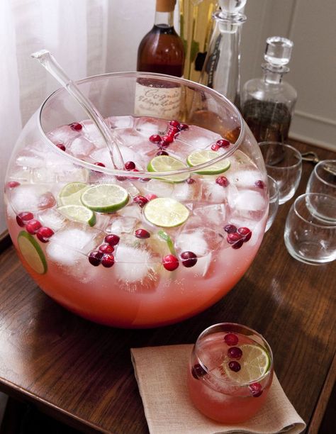 Xmas Punch, The Chew Recipes, Food Boards, Idee Babyshower, Holiday Punch, Holiday Party Foods, The Chew, Cookie Swap, Makanan Diet