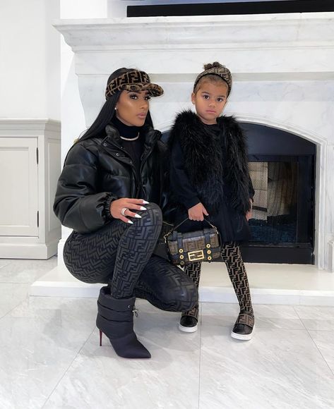 Gabby on Instagram: “BFℲ 🖤” Matching Mommy Daughter Outfits, Bougie Outfits, Bad And Bougie, Mommy And Baby Pictures, Mom Daughter Outfits, Mommy Daughter Outfits, Moms Goals, Boujee Outfits, Luxury Girl