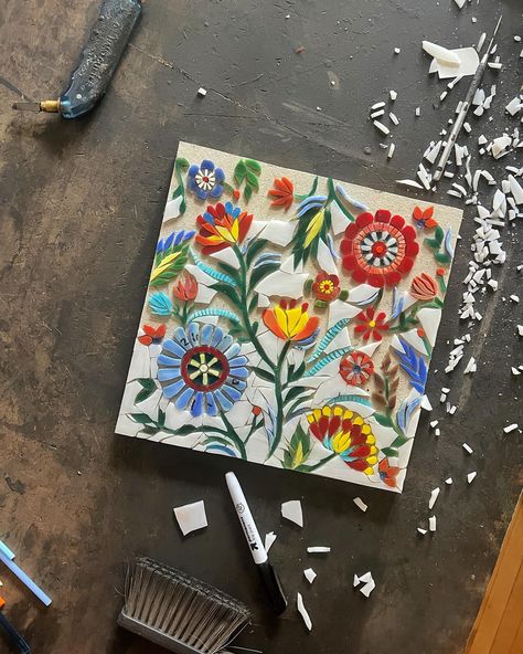 New commission in the works 🌸🌼🪻 #mosaic #glassart #brmosaics #mnartist #nordicdesign #scandinaviandesign Briony Machin Mosaic, Mosaic Projects Ideas, Mosaic Designs Pattern, Mosaics Ideas, Tile Mosaic Art, Mosaic Art Diy, Square Tiles, Floral Mosaic, Glass Mosaic Art