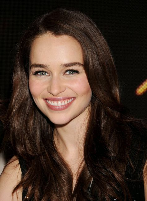 Emilia Clarke Height, Emilia Clarke Pics, Emilia Clarke Style, Emilia Clarke Daenerys Targaryen, Jesse Metcalfe, Avan Jogia, Ryan Guzman, Taylor Kitsch, Karl Urban