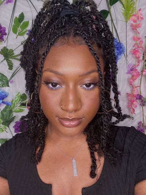 Guess Girl Hairstyles, Guess Girl Twists, Freetress Crochet Braids, Mini Passion Twists, Crochet Braids Freetress, Passion Twists, Natural Twists, Twist Braid, Faux Locs Hairstyles