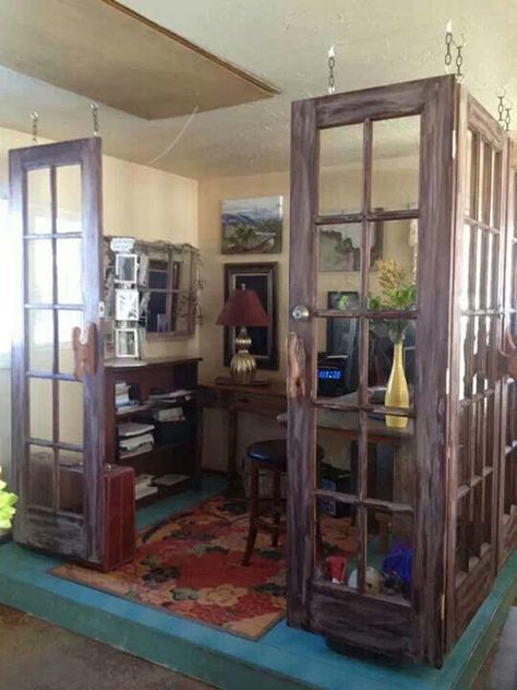 Room Divider Ideas Diy, Salvaged Doors, Diy Room Divider, Doors Repurposed, Studio Apt, Interior Vintage, Decor Ikea, Old Door, Old Doors