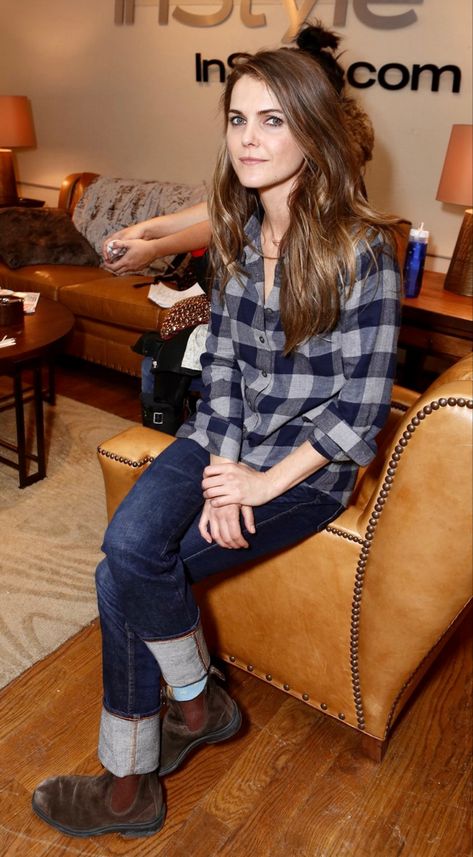 Keri Russell Makeup, Martha Stewart Style, Kerri Russell Style 2023, Kerri Russell Street Style, Kerri Russell Style, Kerri Russell, Keri Russell Style 2023, Keri Russell The Americans Outfits, Keri Russell Hair Curly