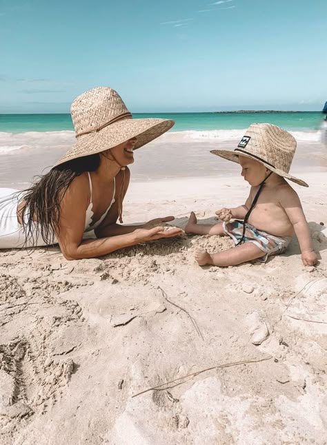 Beach Photography Ideas Family, Mom And Son Beach Photo Ideas, Beach Baby Pictures, Beach Photos With Baby, Mom And Baby Beach Photos, Mom And Son Beach Pictures, Beach Pictures With Baby, Baby Beach Photoshoot Ideas, Beach Baby Photoshoot