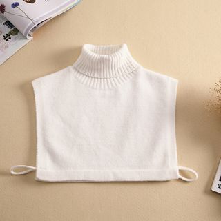 Buy MIOW Knitted Turtleneck Decorative Collar at YesStyle.com! Quality products at remarkable prices. FREE Worldwide Shipping available! Dickie Collar, 90s Fashion Summer, Faux Turtleneck, Knitted Turtleneck, Pastel Goth Fashion, Baby Tees Y2k, Y2k Baby Tee, Detachable Collar, Branded Sweatshirts